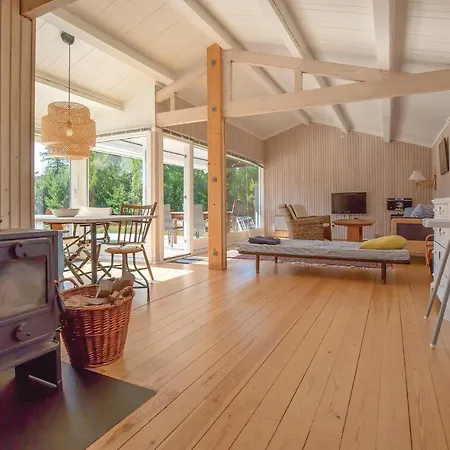 Ferienhaus Three-bedroom Holiday In *